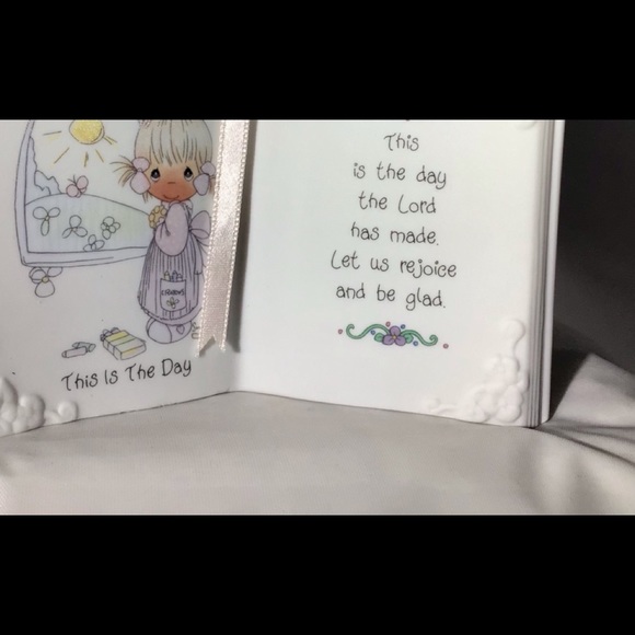 PRECIOUS MOMENTS This is the day....1993 - Picture 10 of 15